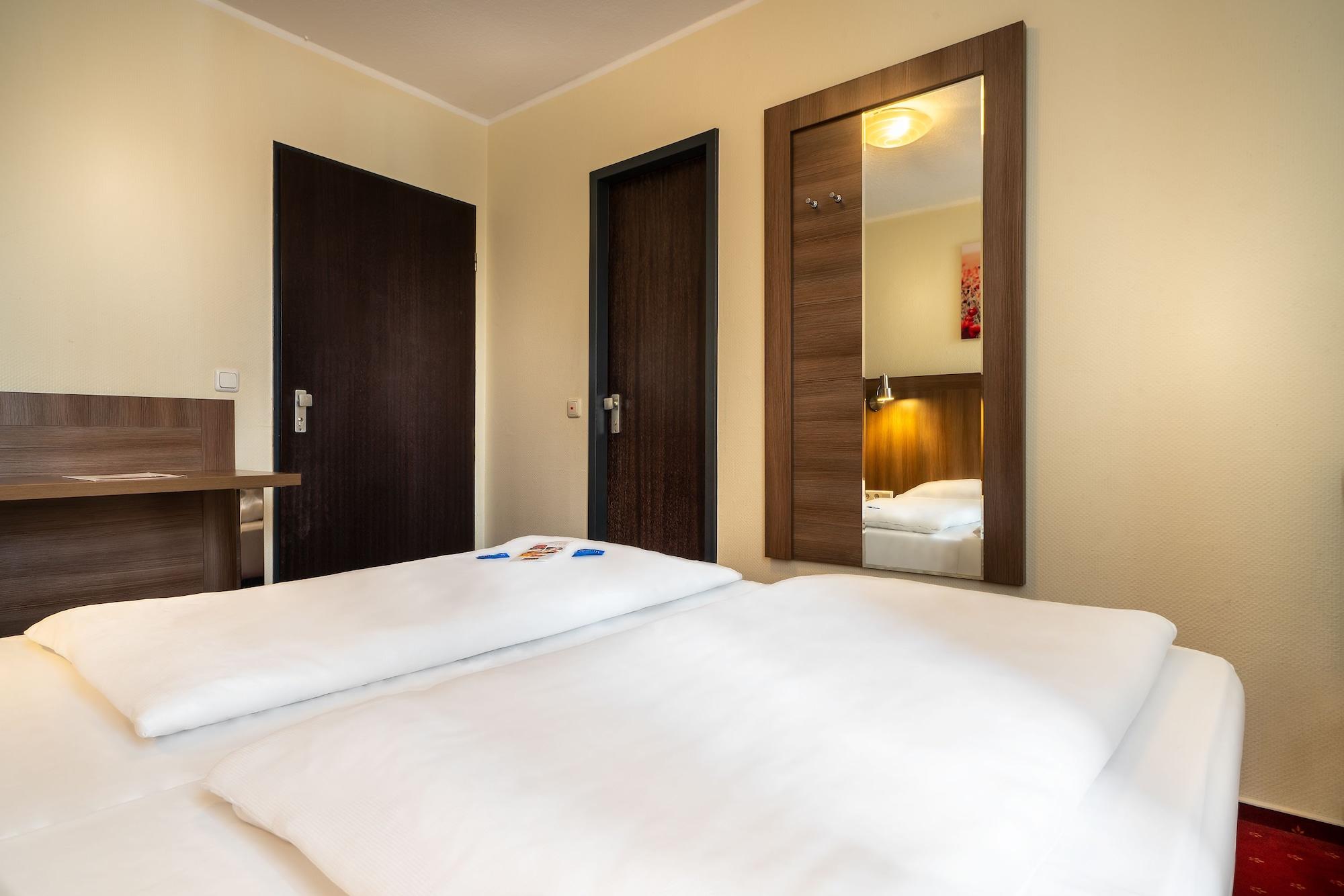 Hotel Leonet Köln Eksteriør billede