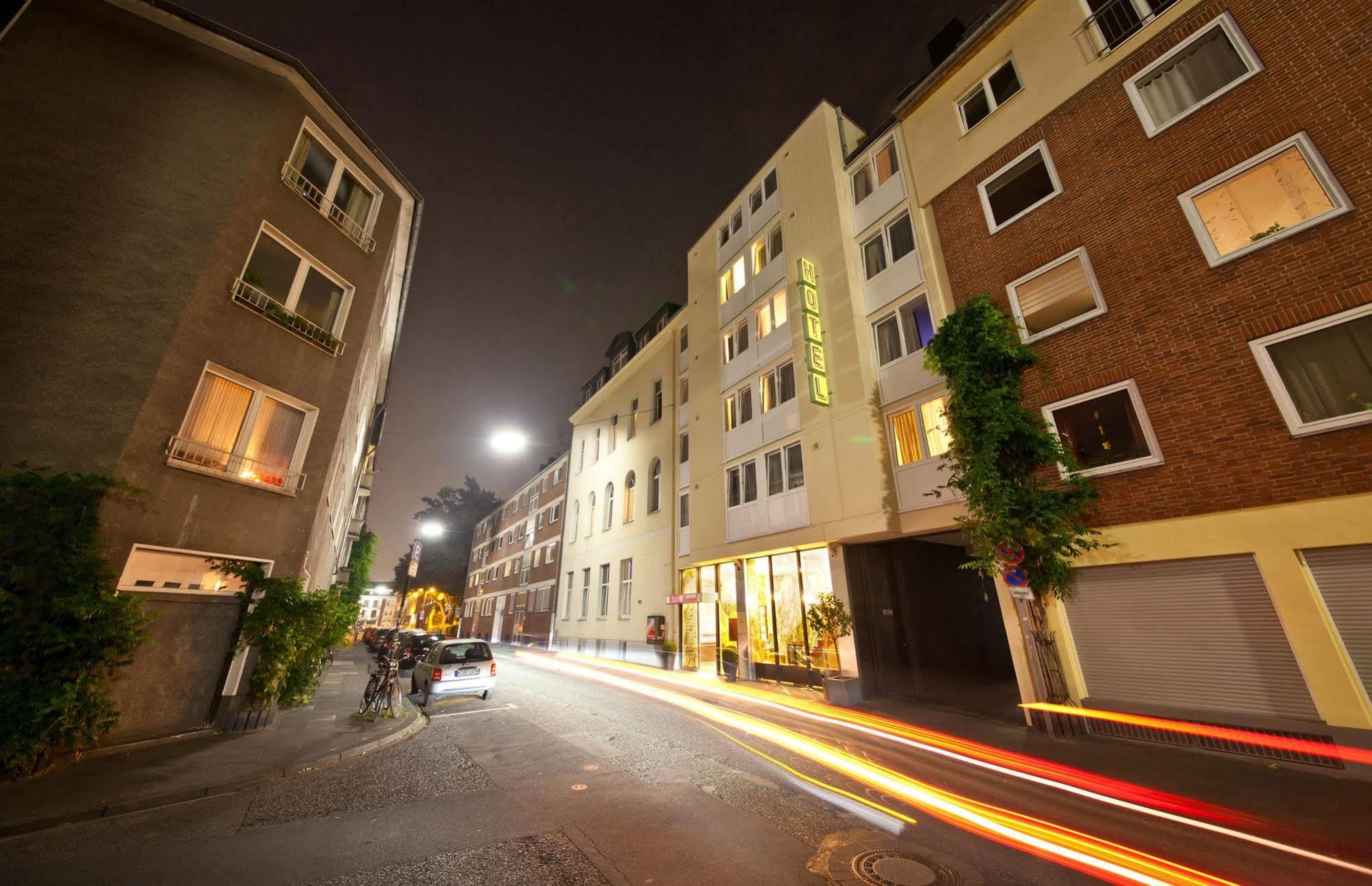 Hotel Leonet Köln Eksteriør billede